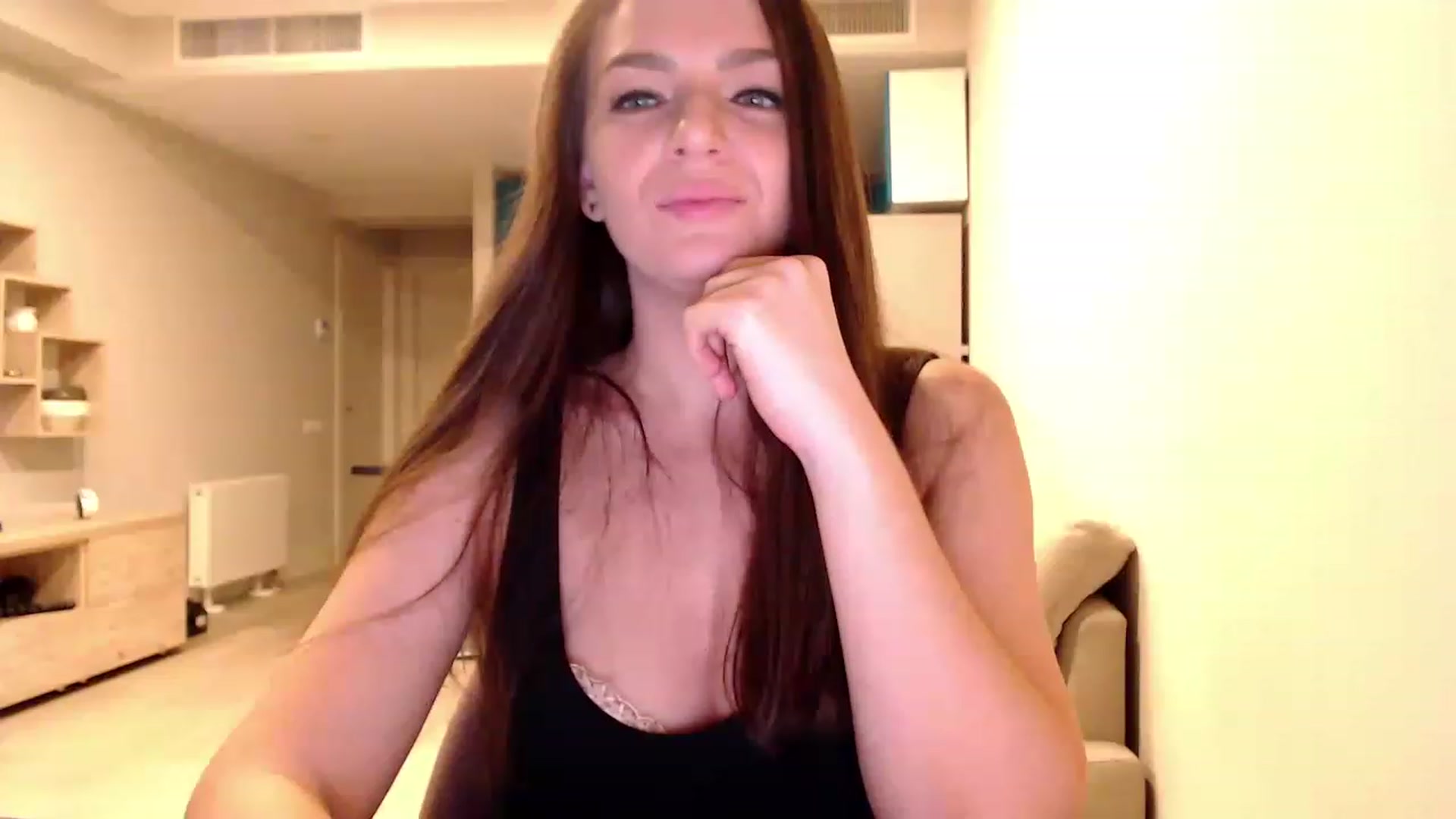 Gallery image thumbnail from AnnaTheCute's myfreecams stream on, 12/26/2022, 07:19 image 5 of 20