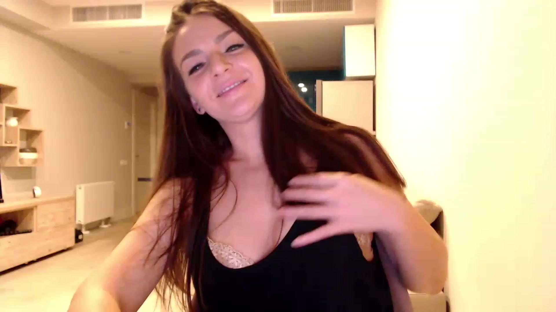 Gallery image thumbnail from AnnaTheCute's myfreecams stream on, 12/26/2022, 07:19 image 13 of 20