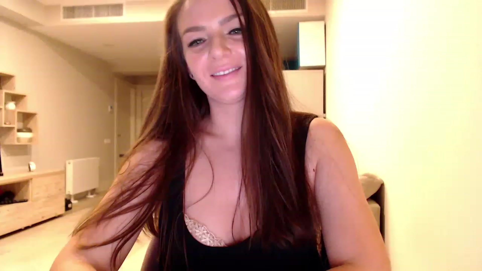 Gallery image thumbnail from AnnaTheCute's myfreecams stream on, 12/26/2022, 07:19 image 12 of 20