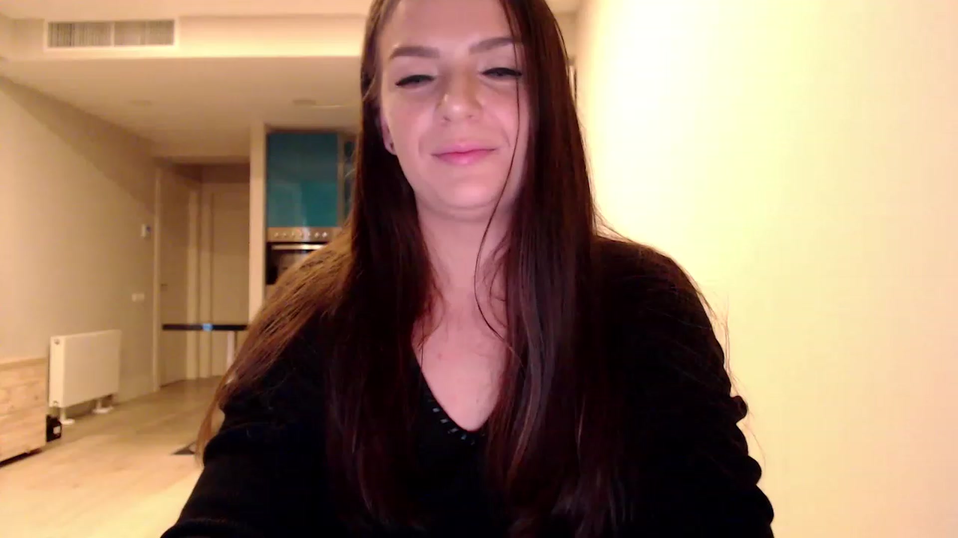 Gallery image thumbnail from AnnaTheCute's myfreecams stream on, 01/01/2023, 06:18 image 18 of 20