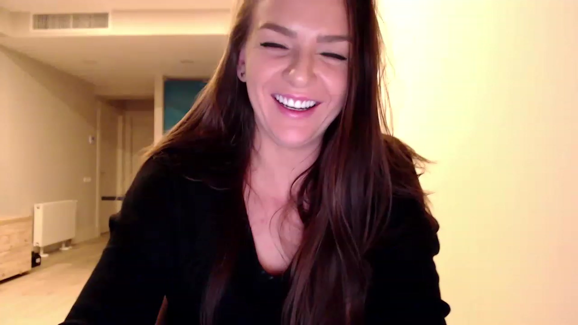 Gallery image thumbnail from AnnaTheCute's myfreecams stream on, 01/01/2023, 06:18 image 20 of 20