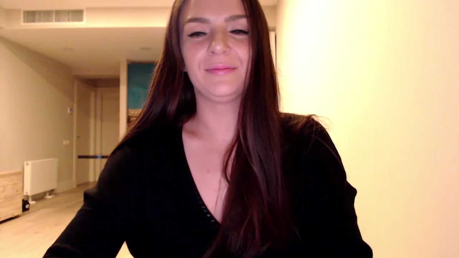 Gallery image thumbnail from AnnaTheCute's myfreecams stream on, 01/01/2023, 06:18 image 14 of 20