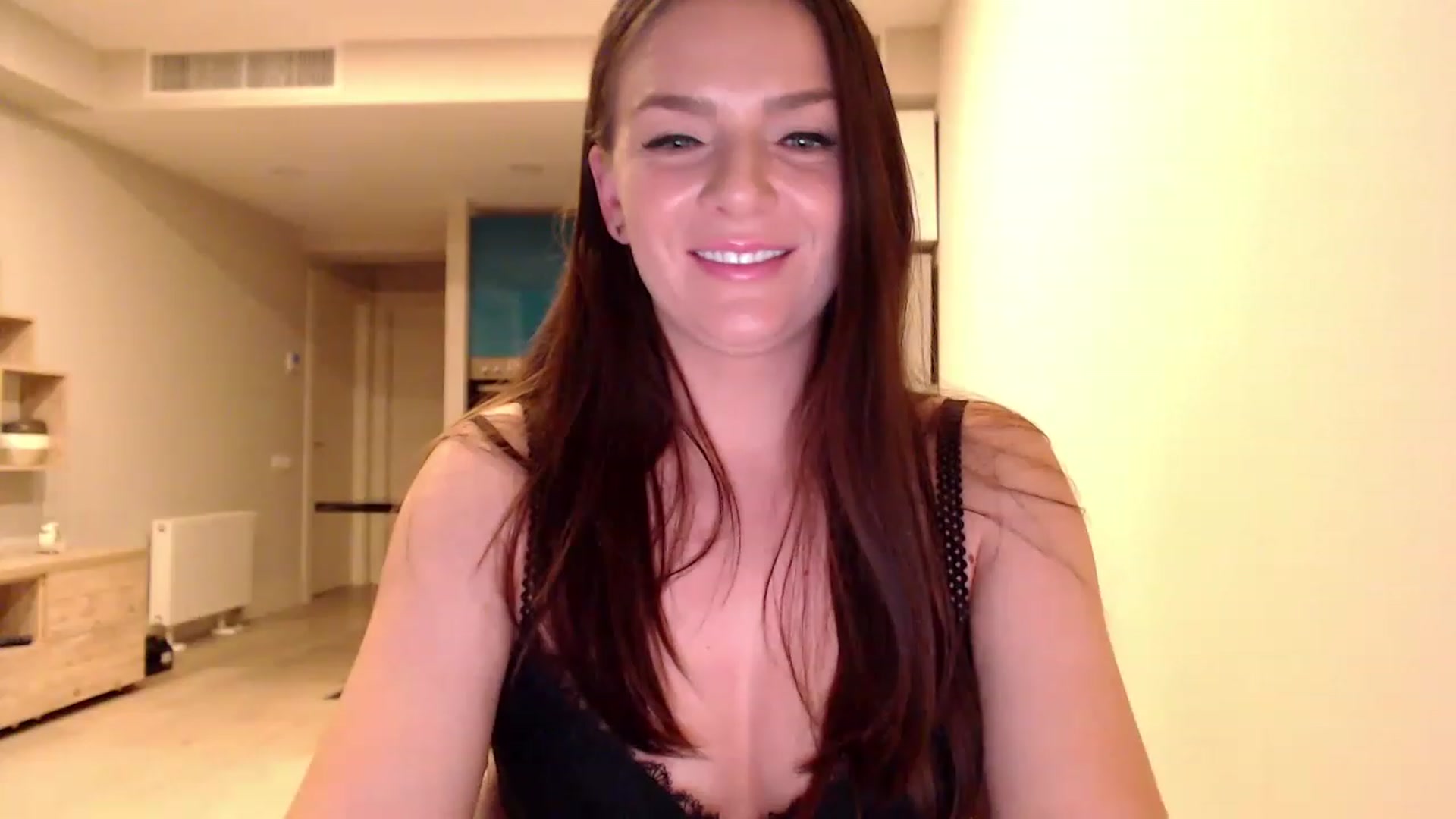 Gallery image thumbnail from AnnaTheCute's myfreecams stream on, 01/10/2023, 07:19 image 7 of 20