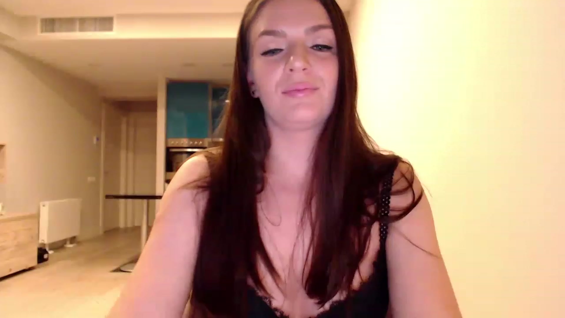 Gallery image thumbnail from AnnaTheCute's myfreecams stream on, 01/10/2023, 07:19 image 2 of 20
