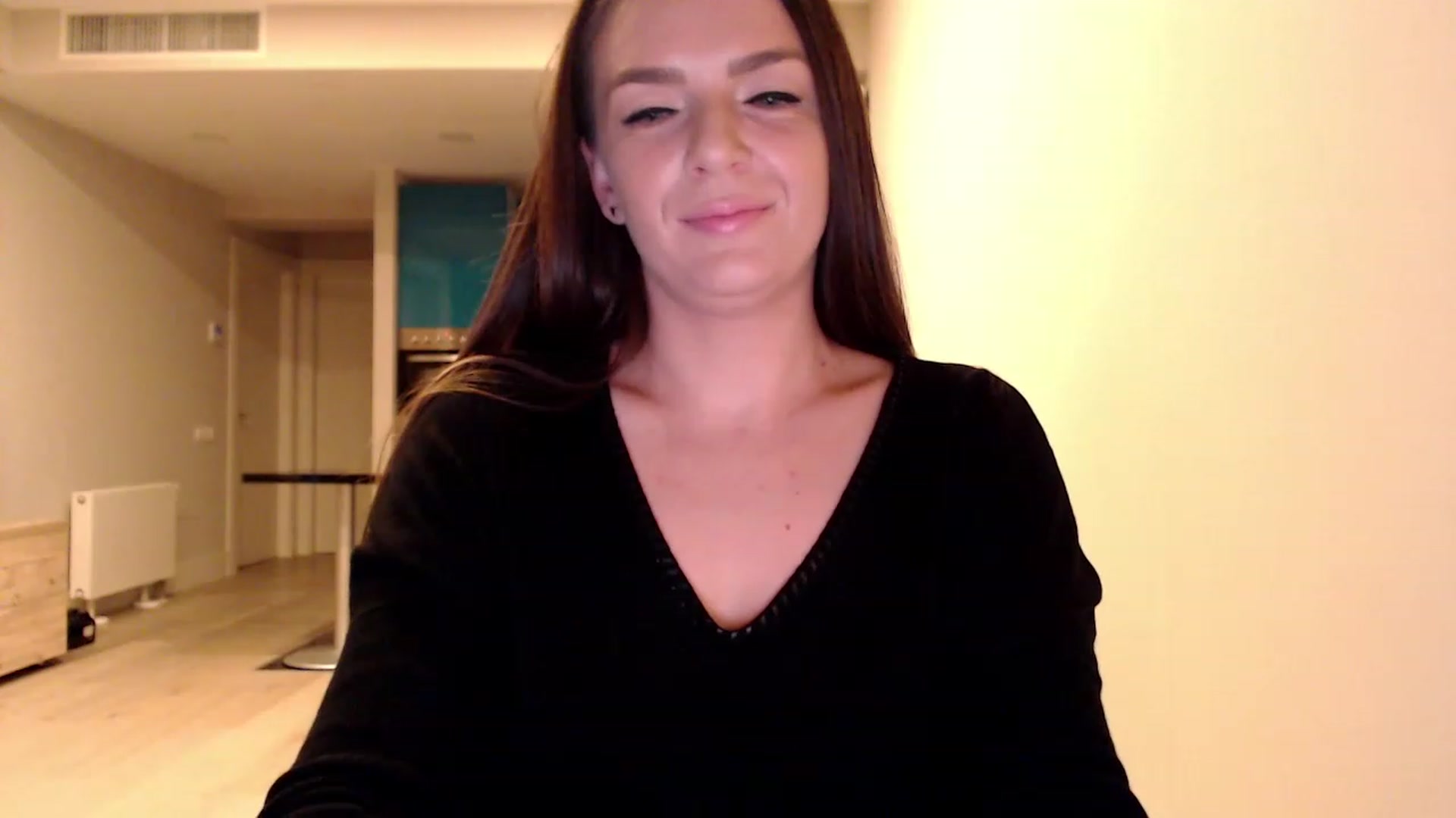 Gallery image thumbnail from AnnaTheCute's myfreecams stream on, 01/26/2023, 06:13 image 5 of 20