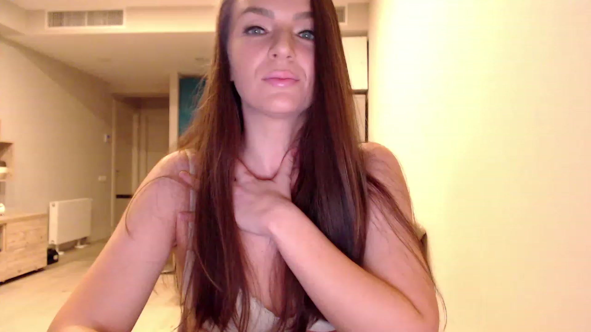 Gallery image thumbnail from AnnaTheCute's myfreecams stream on, 01/29/2023, 07:28 image 19 of 20