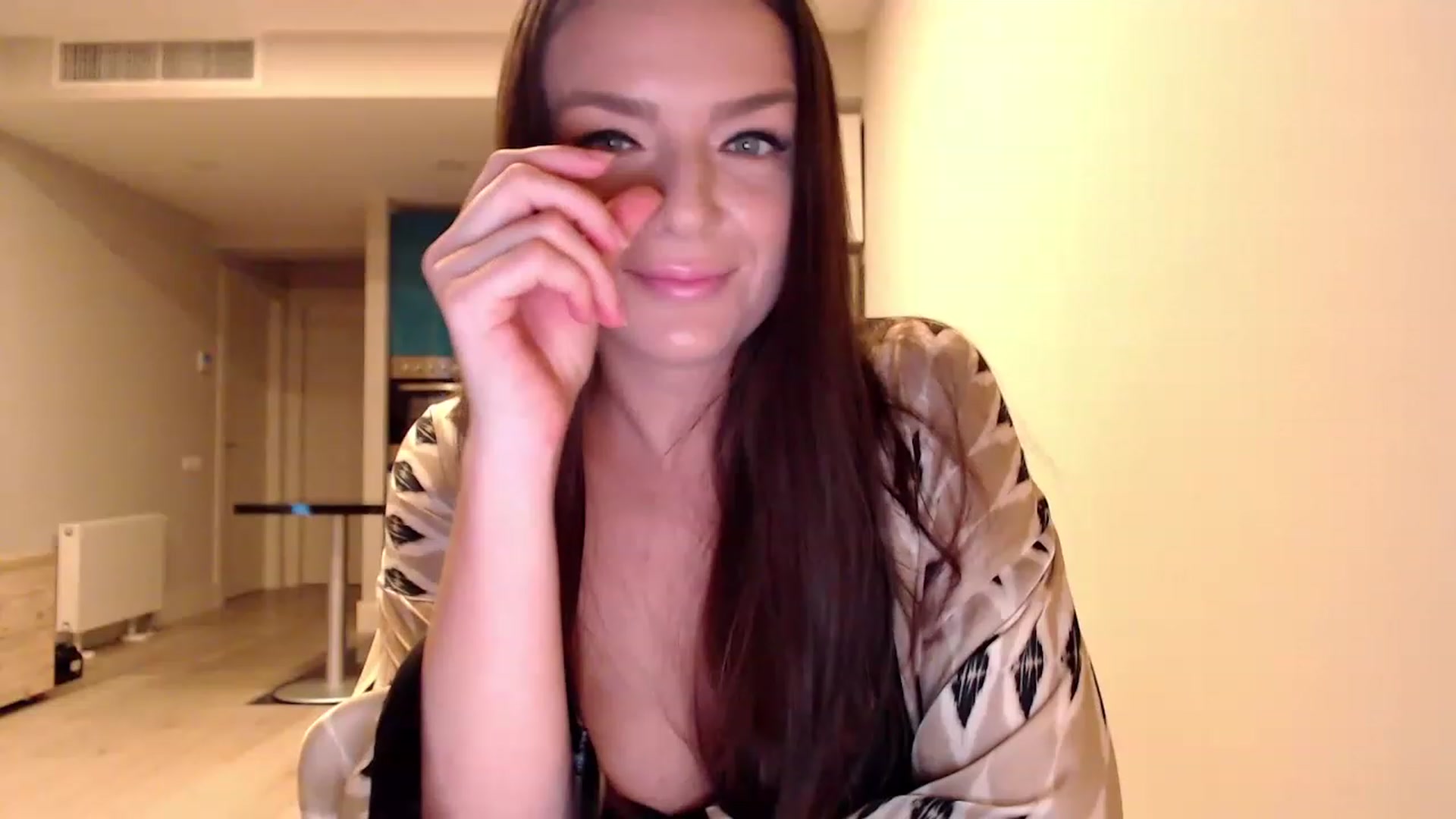Gallery image thumbnail from AnnaTheCute's myfreecams stream on, 01/30/2023, 06:12 image 11 of 20