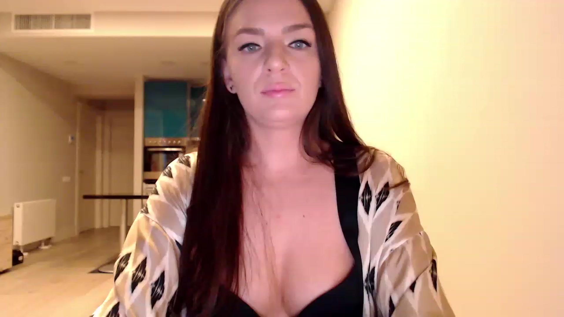 Gallery image thumbnail from AnnaTheCute's myfreecams stream on, 01/30/2023, 07:28 image 3 of 20