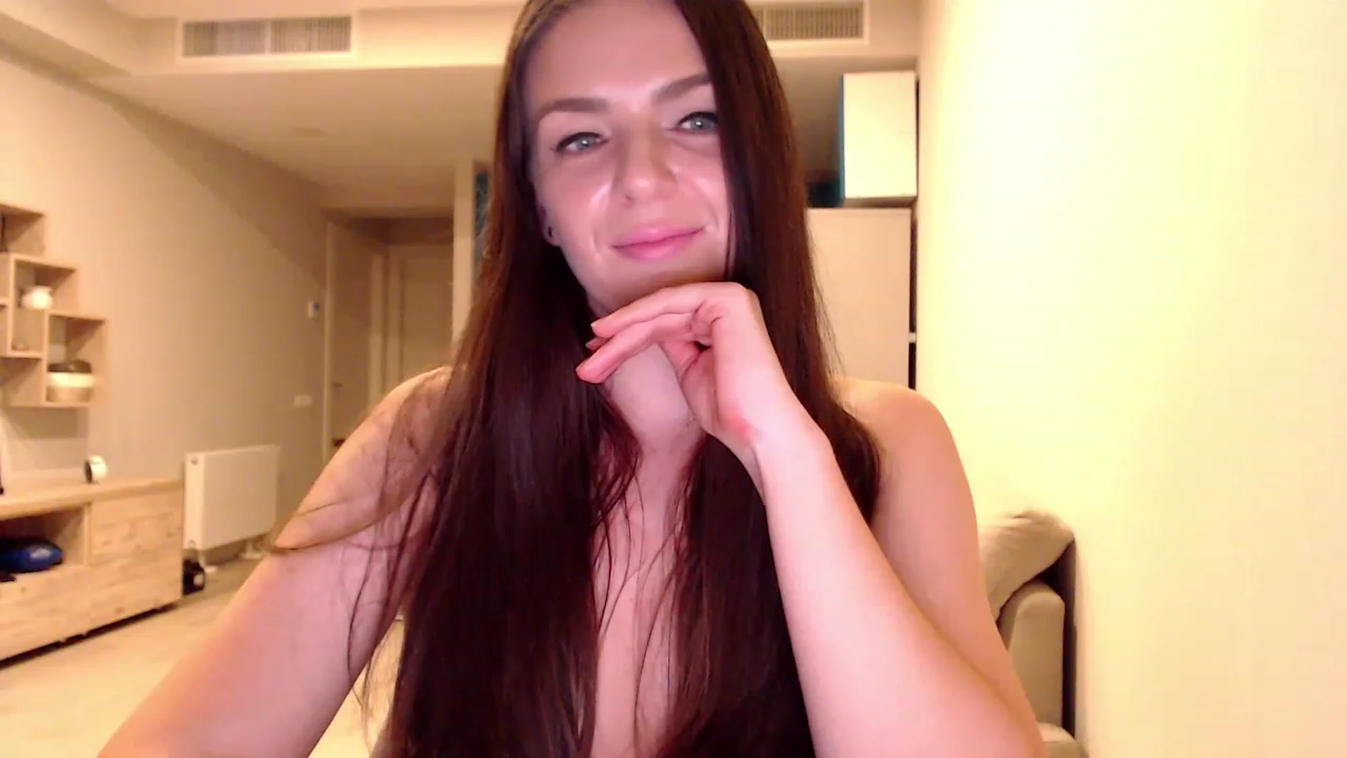 Gallery image thumbnail from AnnaTheCute's myfreecams stream on, 02/12/2023, 08:45 image 19 of 20