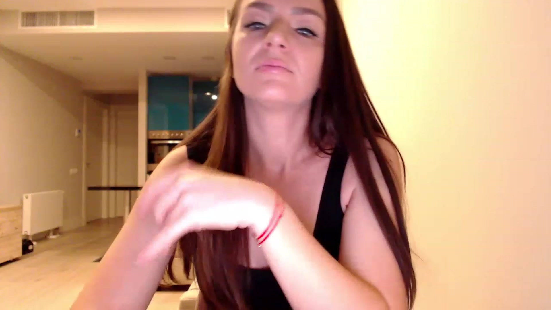 Gallery image thumbnail from AnnaTheCute's myfreecams stream on, 02/20/2023, 05:00 image 19 of 20