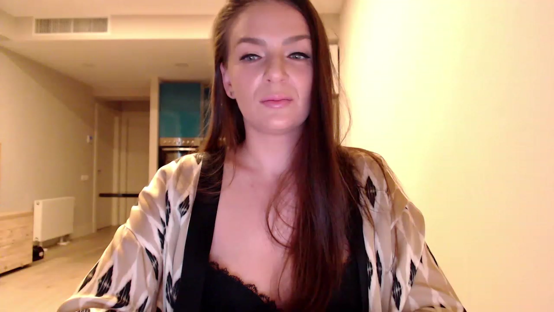 Gallery image thumbnail from AnnaTheCute's myfreecams stream on, 03/07/2023, 06:43 image 17 of 20