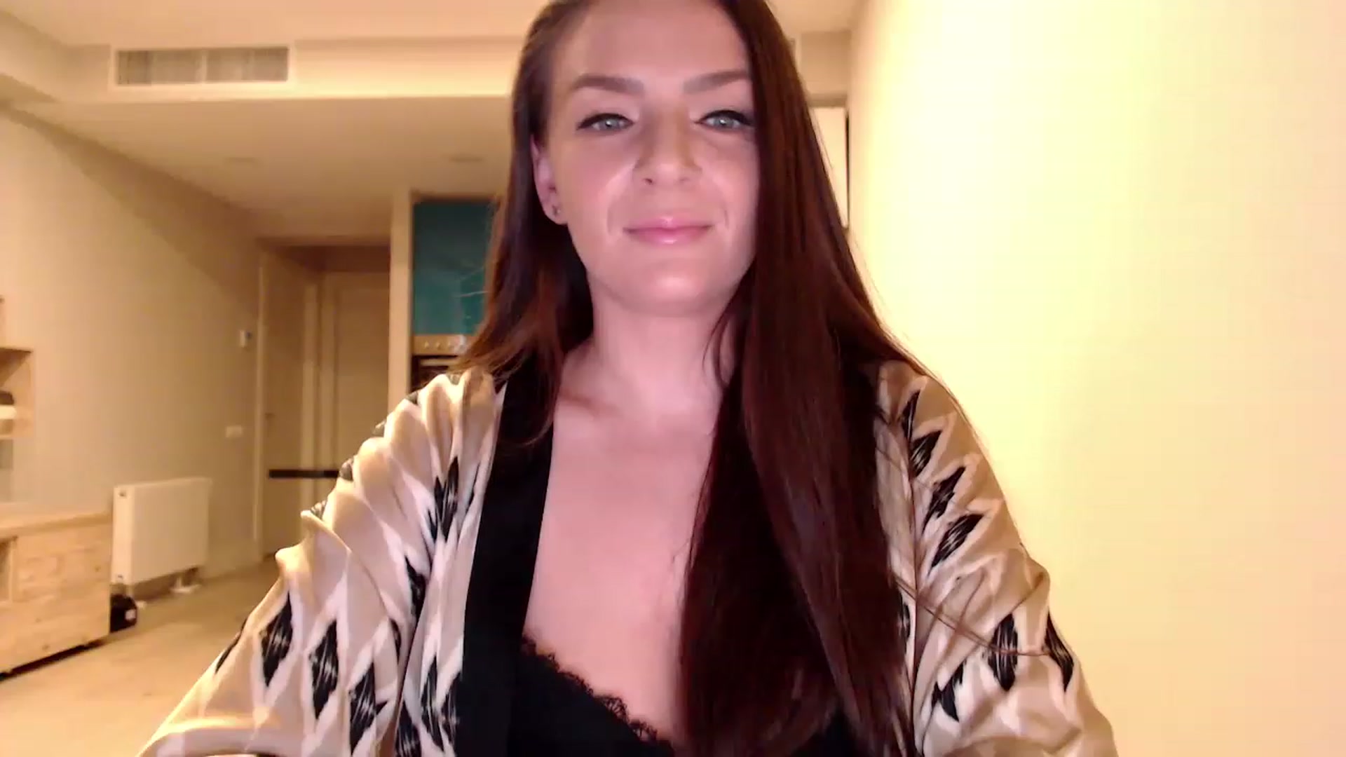 Gallery image thumbnail from AnnaTheCute's myfreecams stream on, 03/07/2023, 06:43 image 9 of 20