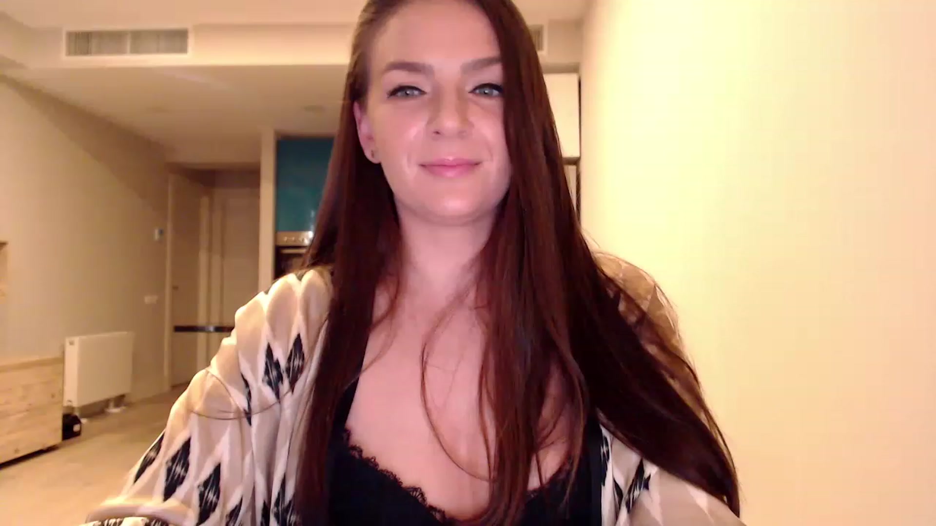 Gallery image thumbnail from AnnaTheCute's myfreecams stream on, 03/07/2023, 07:00 image 15 of 20