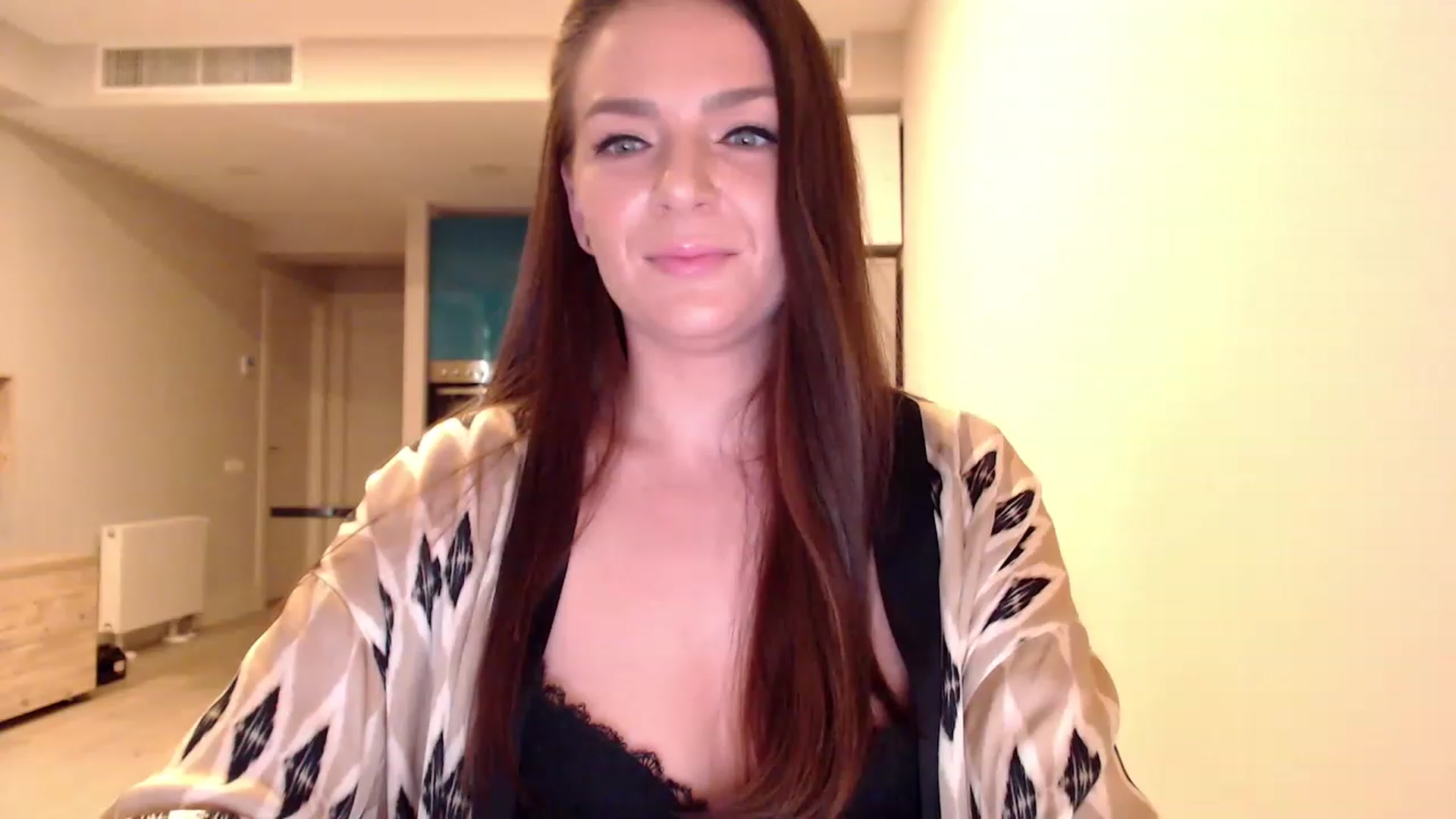 Gallery image thumbnail from AnnaTheCute's myfreecams stream on, 03/07/2023, 07:00 image 12 of 20