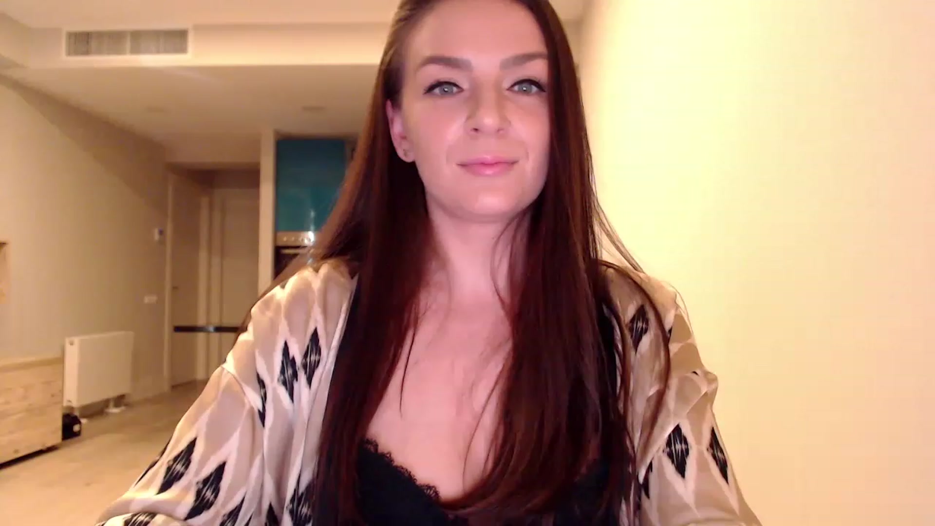 Gallery image thumbnail from AnnaTheCute's myfreecams stream on, 03/07/2023, 07:00 image 18 of 20