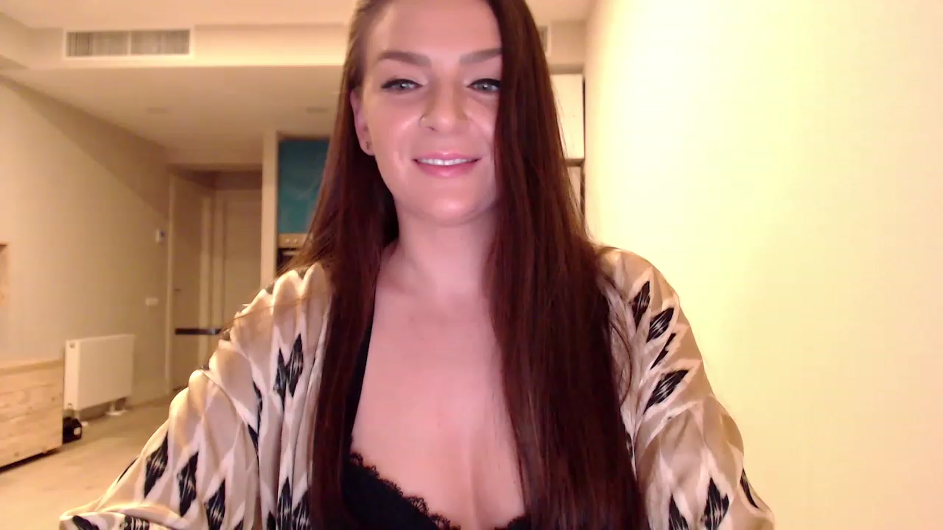 Gallery image thumbnail from AnnaTheCute's myfreecams stream on, 03/07/2023, 07:00 image 9 of 20