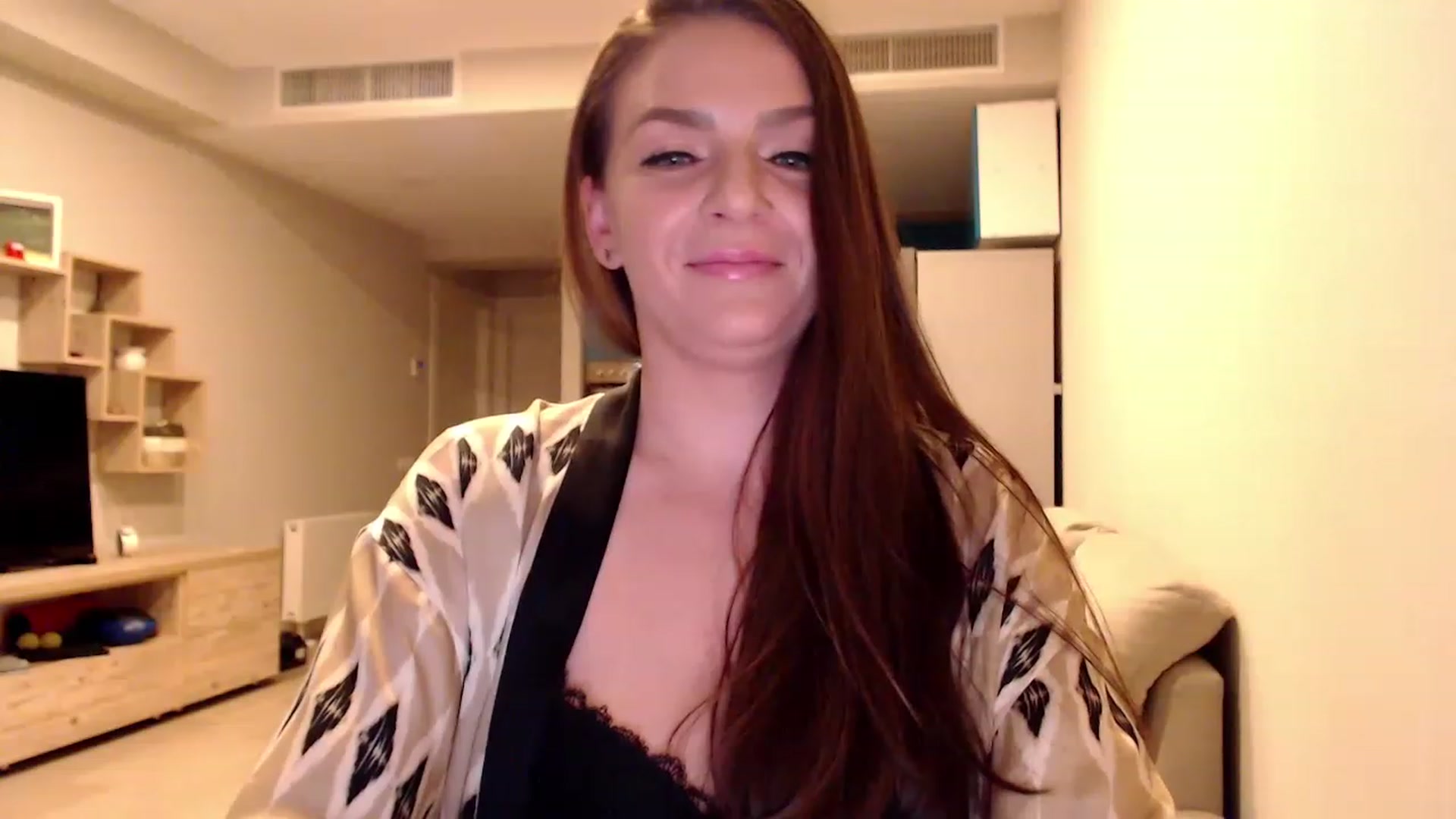 Gallery image thumbnail from AnnaTheCute's myfreecams stream on, 03/07/2023, 08:33 image 13 of 20