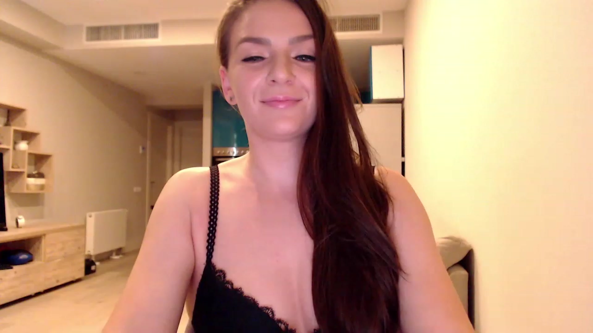 Gallery image thumbnail from AnnaTheCute's myfreecams stream on, 03/07/2023, 08:33 image 2 of 20