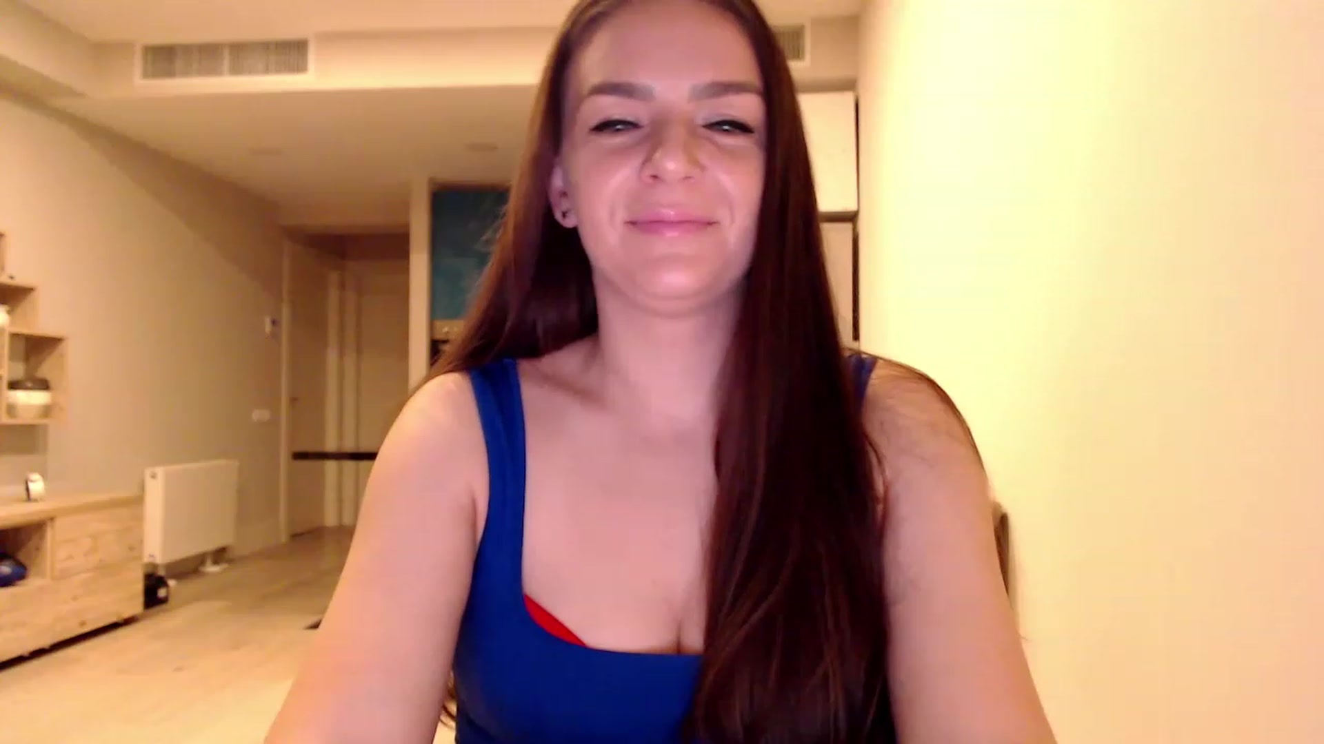 Gallery image thumbnail from AnnaTheCute's myfreecams stream on, 03/27/2023, 03:04 image 11 of 20