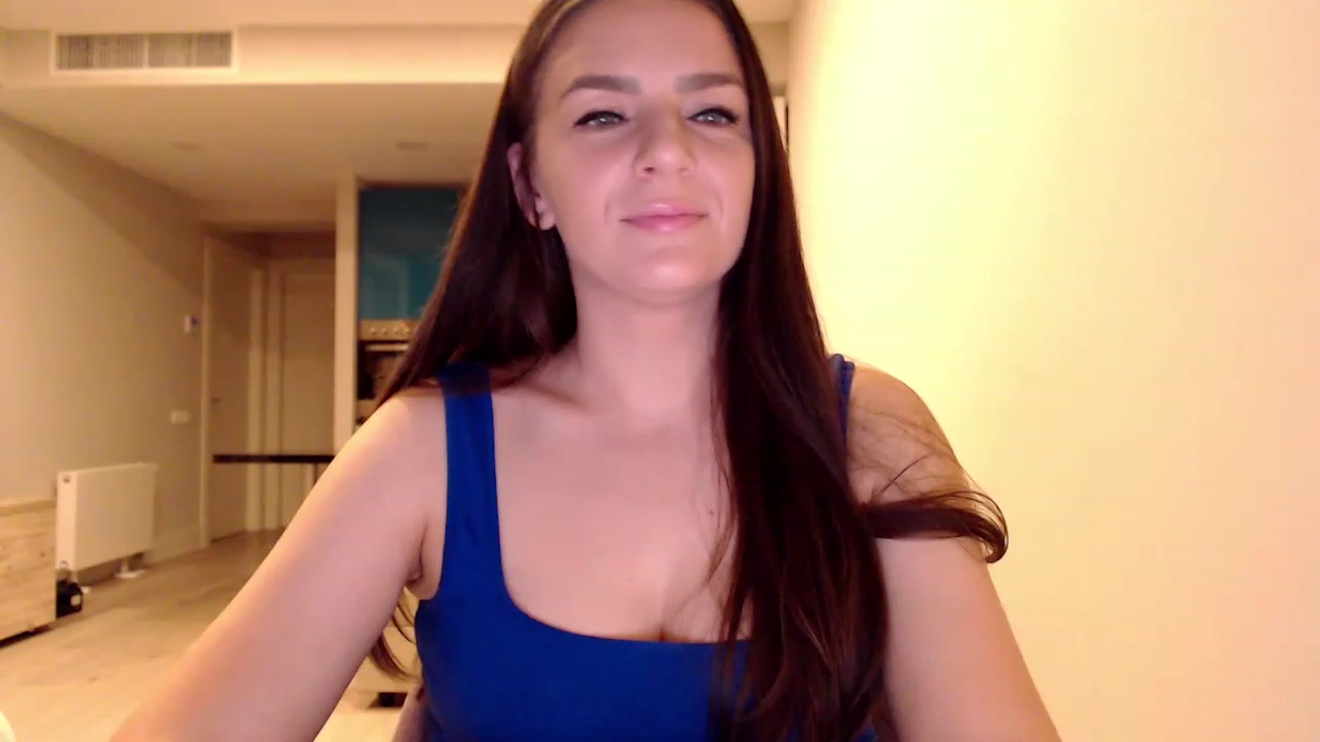 Gallery image thumbnail from AnnaTheCute's myfreecams stream on, 03/27/2023, 03:48 image 9 of 20