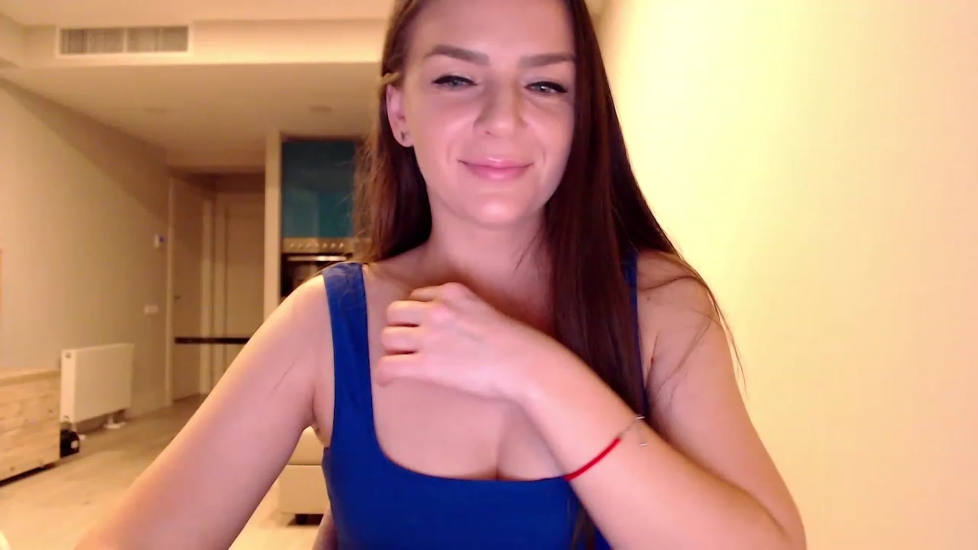 Gallery image thumbnail from AnnaTheCute's myfreecams stream on, 03/27/2023, 03:48 image 12 of 20