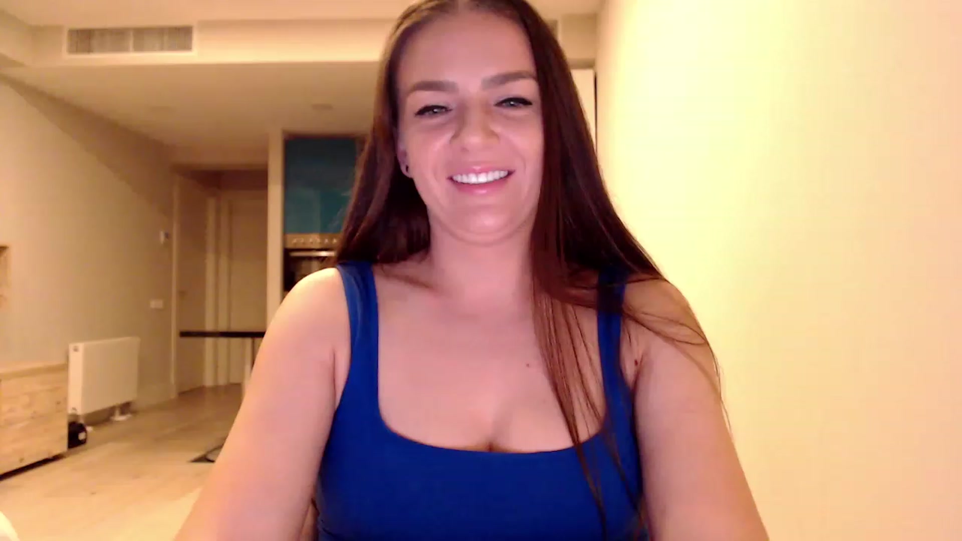 Gallery image thumbnail from AnnaTheCute's myfreecams stream on, 03/27/2023, 03:48 image 19 of 20