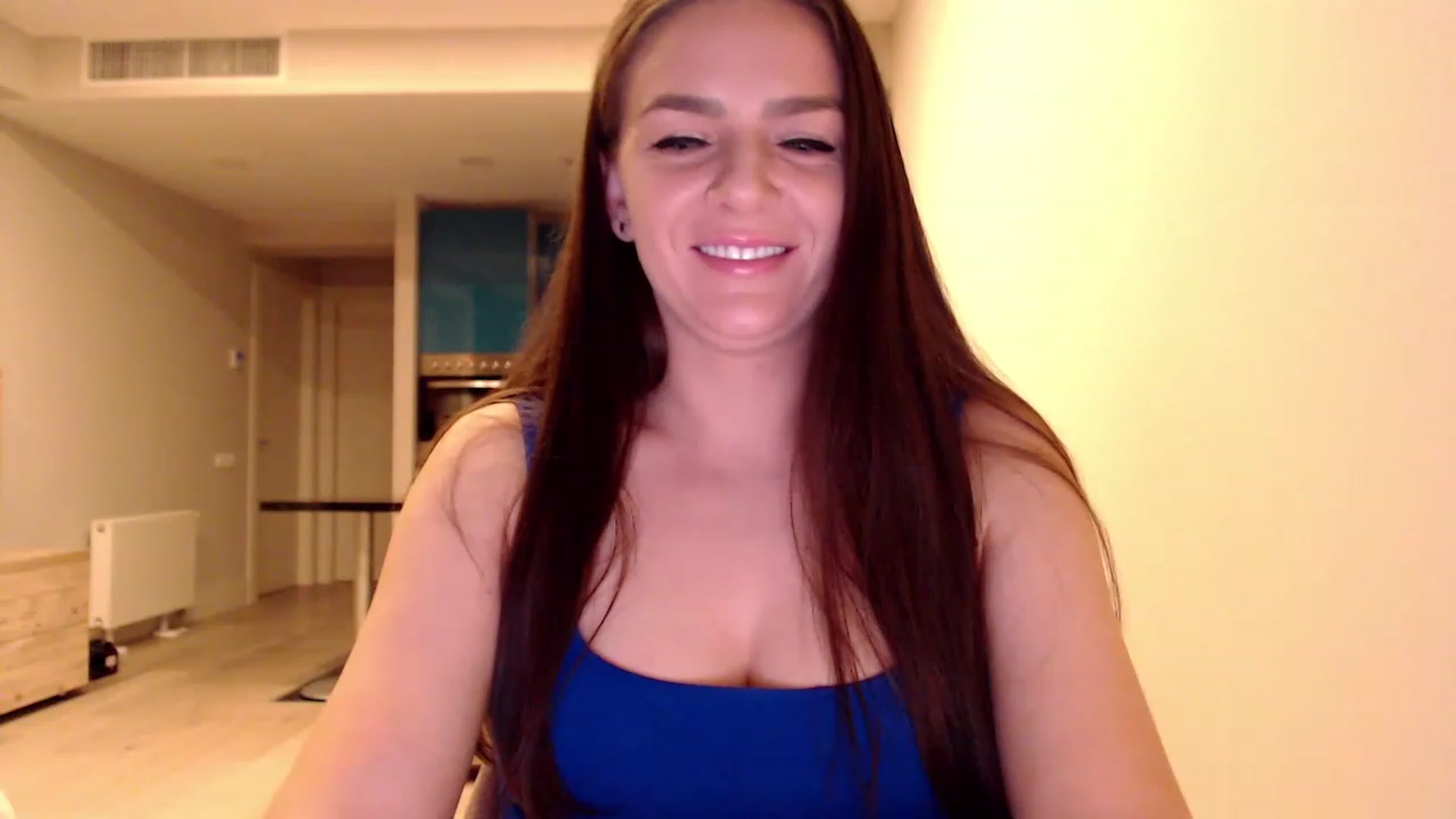 Gallery image thumbnail from AnnaTheCute's myfreecams stream on, 03/27/2023, 03:48 image 14 of 20
