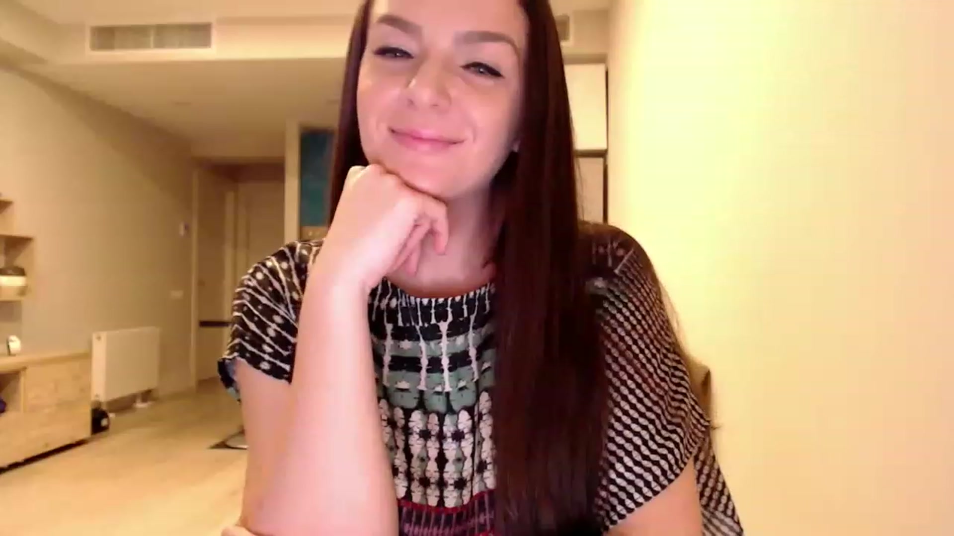 Gallery image thumbnail from AnnaTheCute's myfreecams stream on, 03/30/2023, 05:16 image 12 of 20