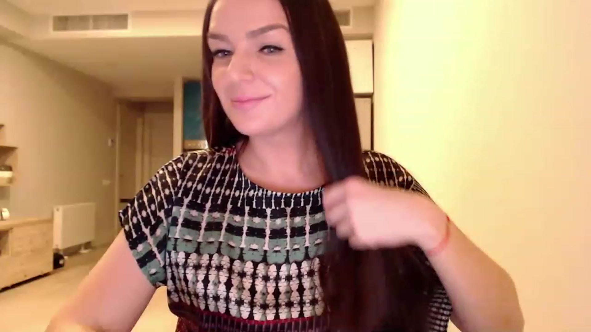Gallery image thumbnail from AnnaTheCute's myfreecams stream on, 03/30/2023, 05:16 image 18 of 20