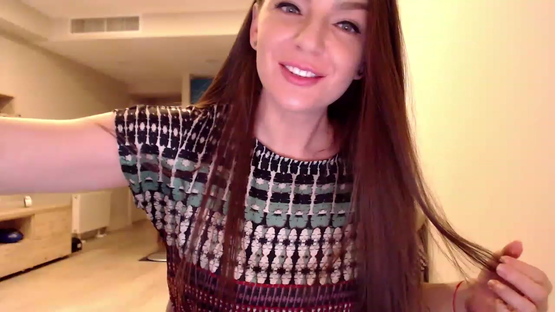 Gallery image thumbnail from AnnaTheCute's myfreecams stream on, 03/30/2023, 06:39 image 6 of 20