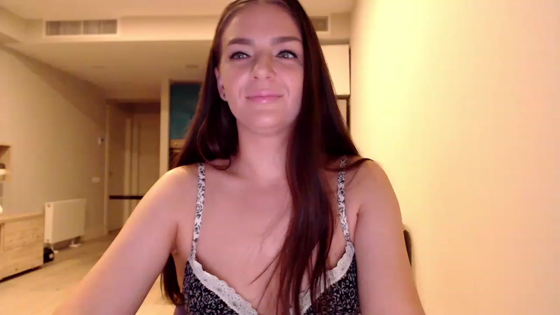 Gallery image thumbnail from AnnaTheCute's myfreecams stream on, 04/17/2023, 05:01 image 4 of 20