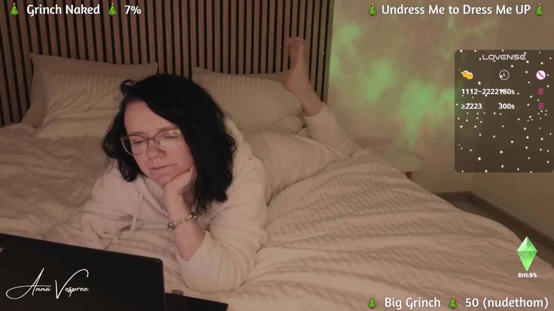 Gallery image thumbnail from AnnaV's myfreecams stream on, 12/15/2024, 21:59 image 15 of 20