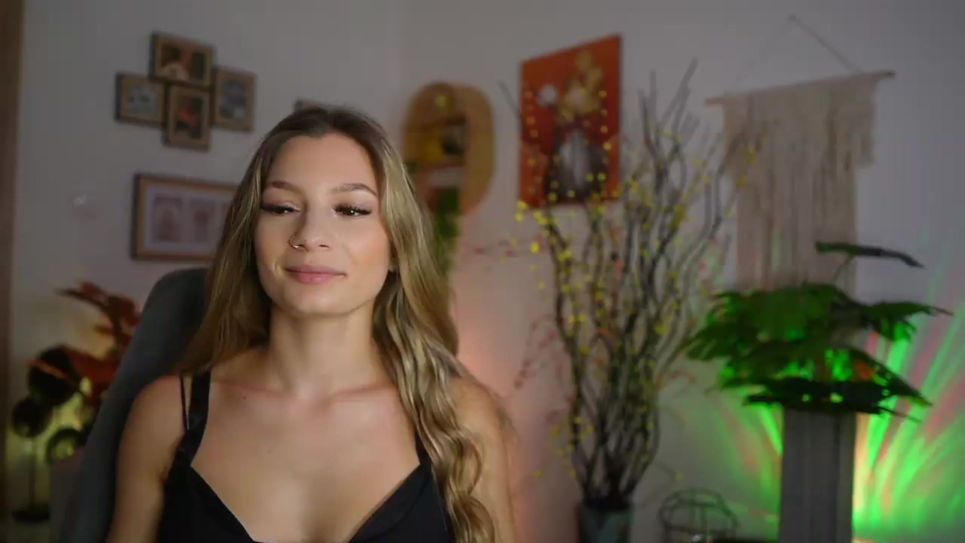 Gallery image thumbnail from Anna_Brie's myfreecams stream on, 08/25/2026, 13:45 image 19 of 20