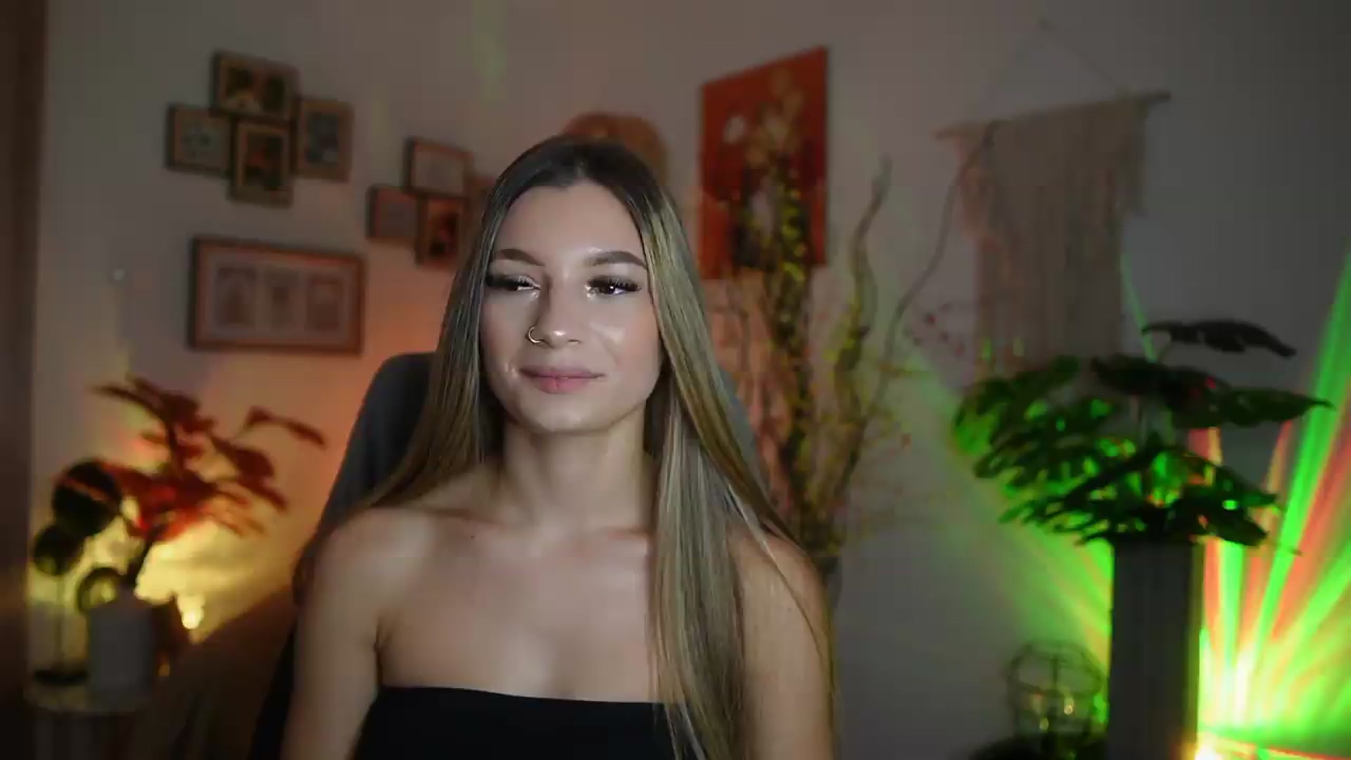 Gallery image thumbnail from Anna_Brie's myfreecams stream on, 08/27/2026, 15:26 image 6 of 20