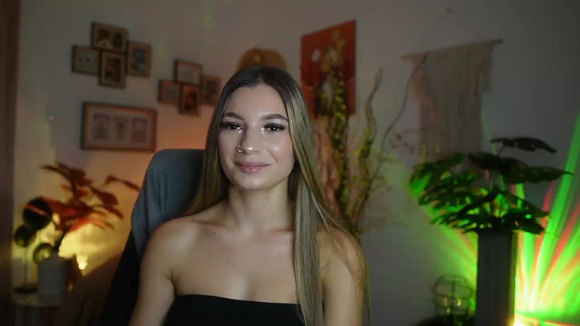 Gallery image thumbnail from Anna_Brie's myfreecams stream on, 08/27/2026, 15:26 image 3 of 20