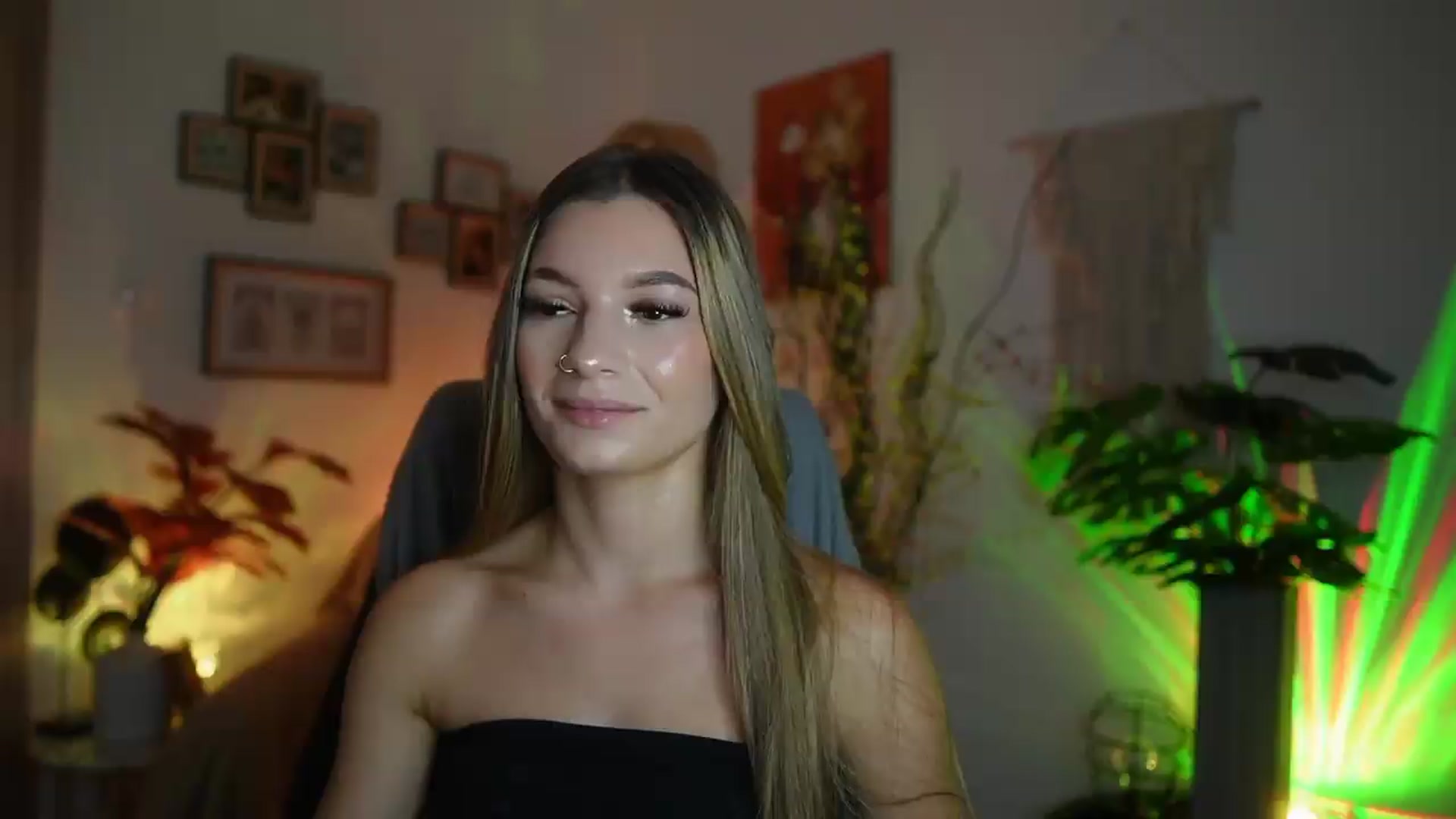 Gallery image thumbnail from Anna_Brie's myfreecams stream on, 08/27/2026, 15:26 image 19 of 20