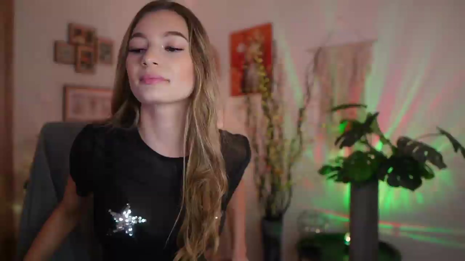 Gallery image thumbnail from Anna_Brie's myfreecams stream on, 09/03/2026, 14:57 image 8 of 20