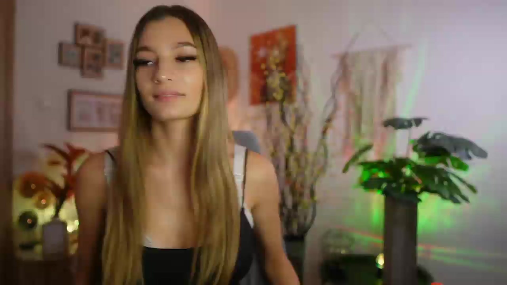 Gallery image thumbnail from Anna_Brie's myfreecams stream on, 09/08/2026, 16:20 image 15 of 20