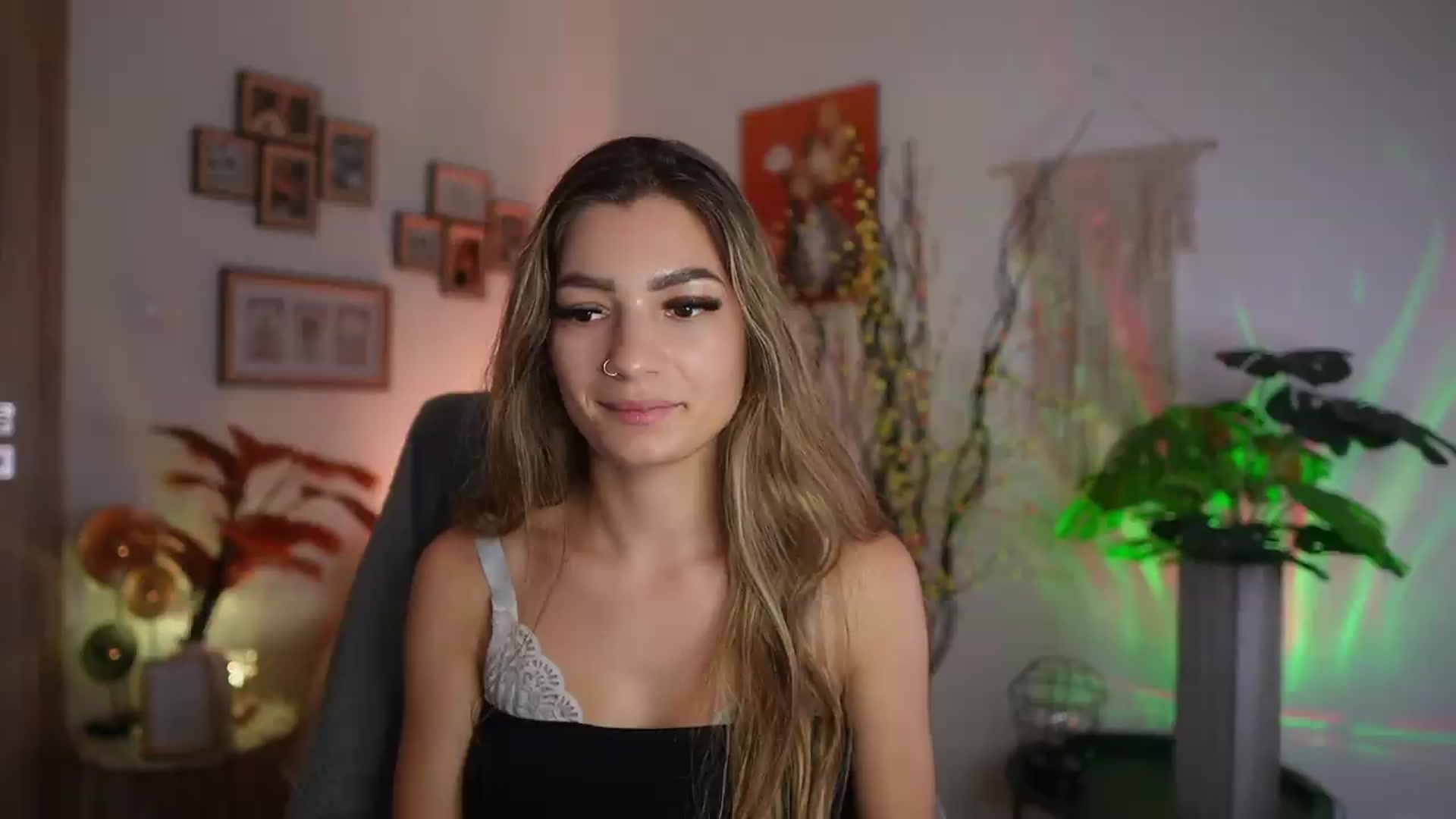 Gallery image thumbnail from Anna_Brie's myfreecams stream on, 09/13/2026, 13:27 image 5 of 20
