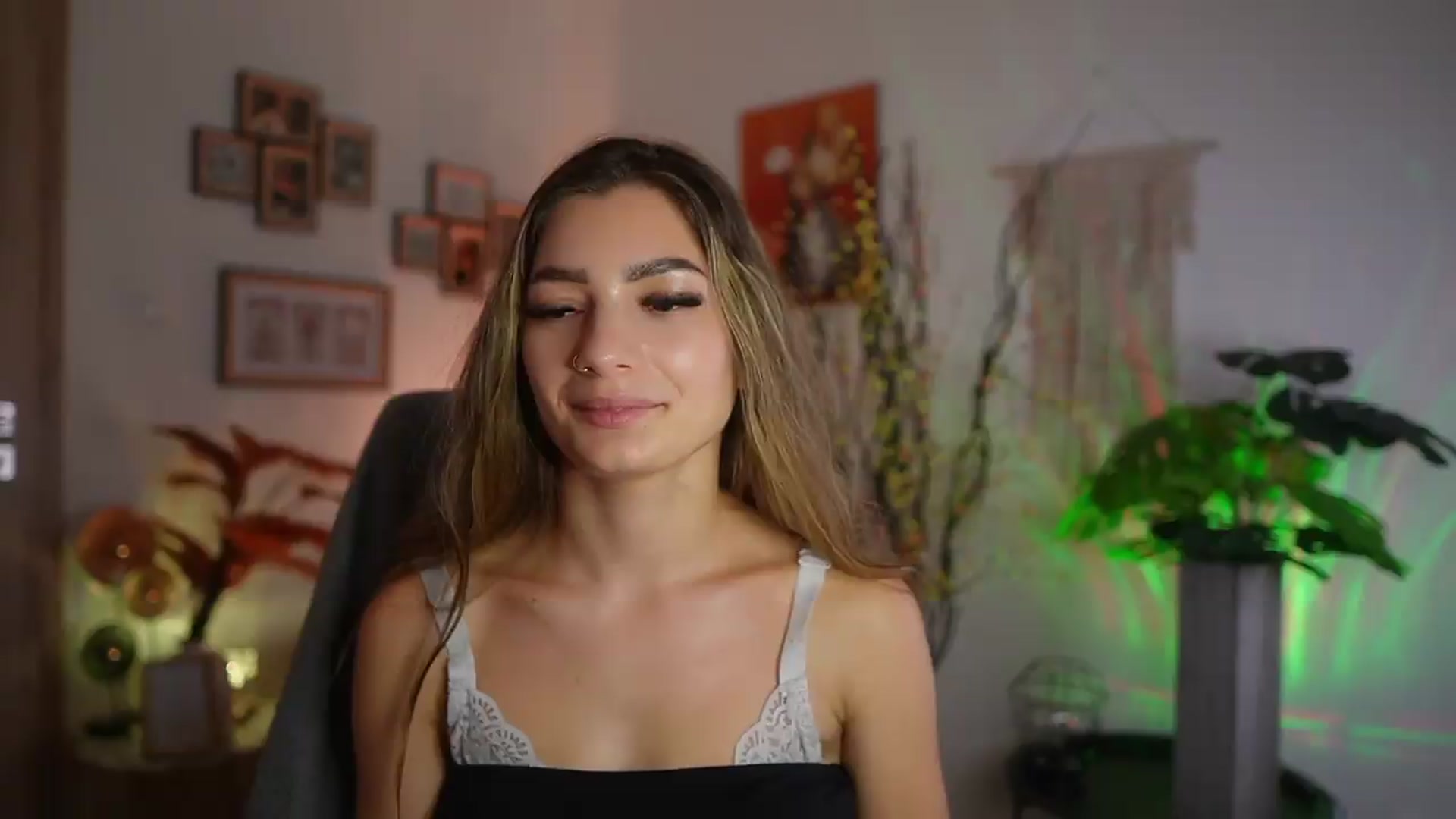 Gallery image thumbnail from Anna_Brie's myfreecams stream on, 09/13/2026, 14:50 image 7 of 20