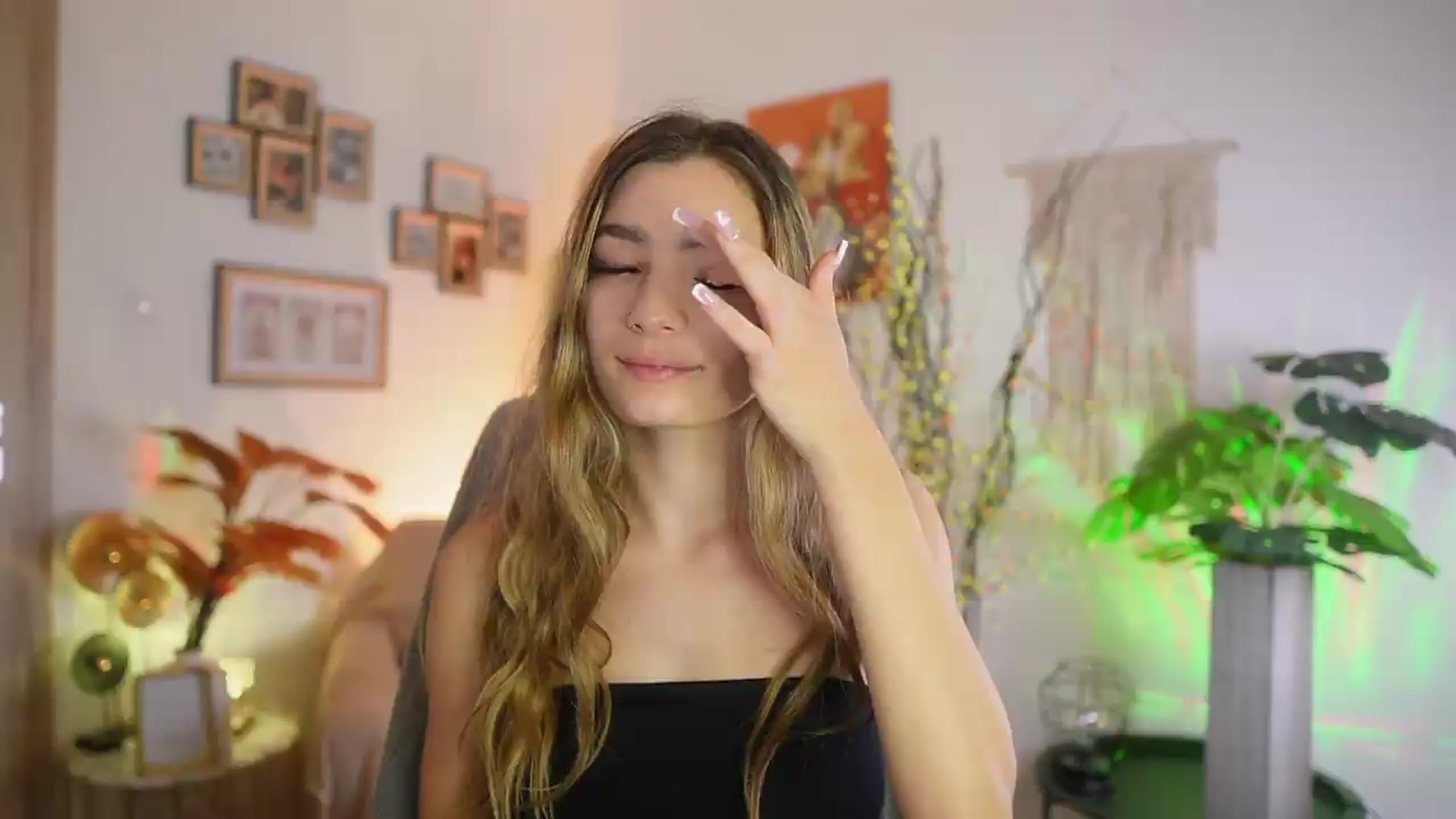 Gallery image thumbnail from Anna_Brie's myfreecams stream on, 09/16/2026, 18:05 image 1 of 20
