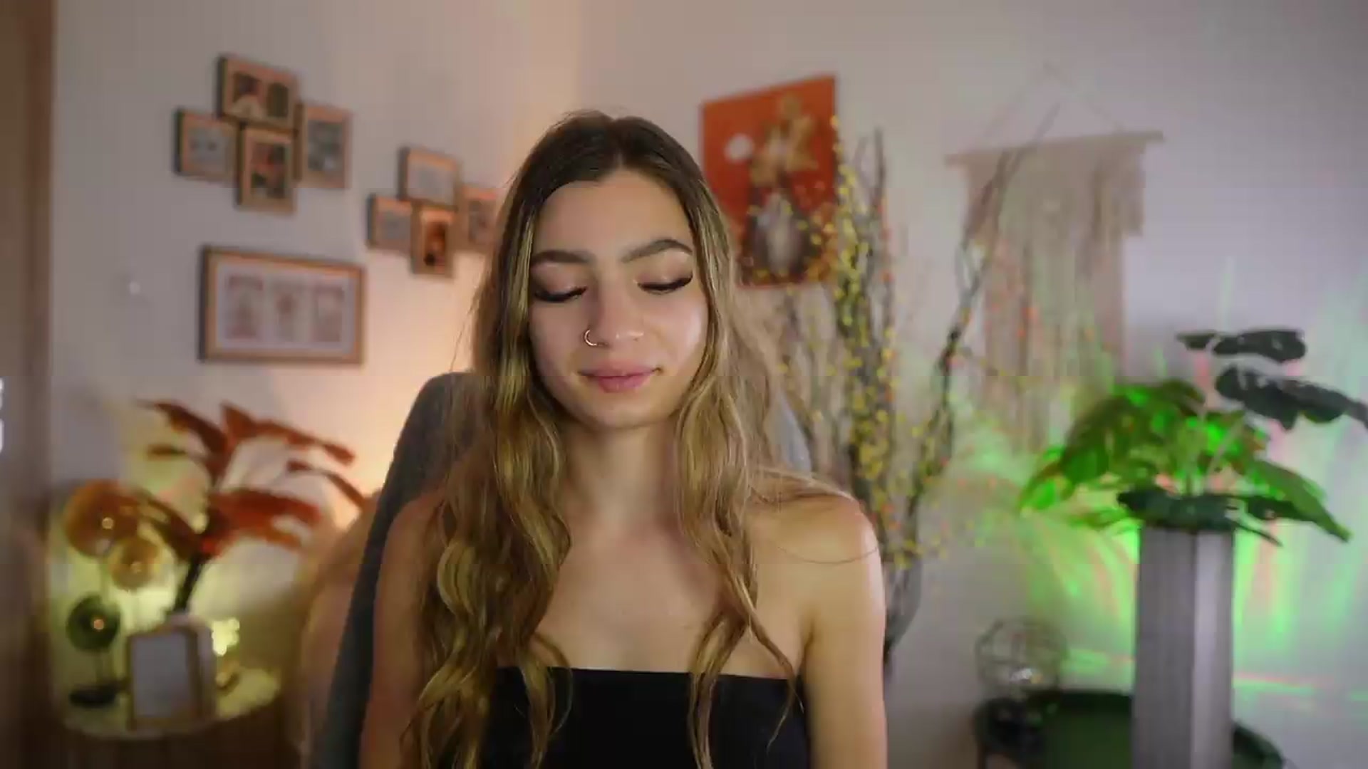 Gallery image thumbnail from Anna_Brie's myfreecams stream on, 09/16/2026, 18:05 image 20 of 20