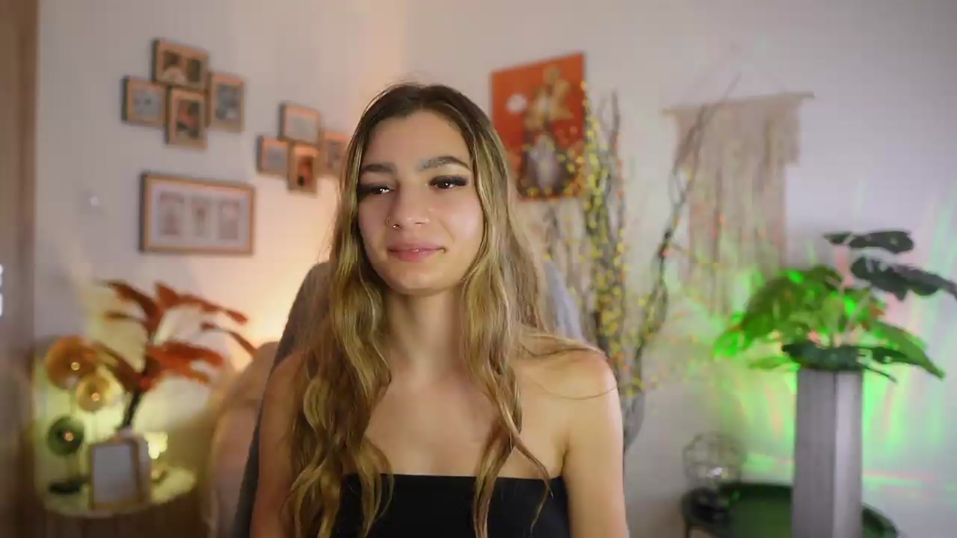 Gallery image thumbnail from Anna_Brie's myfreecams stream on, 09/16/2026, 18:05 image 19 of 20