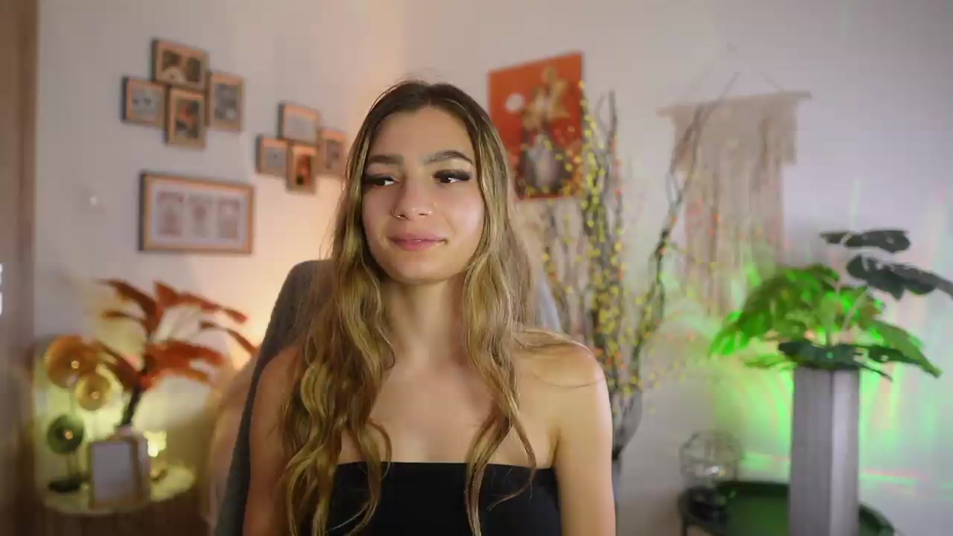 Gallery image thumbnail from Anna_Brie's myfreecams stream on, 09/16/2026, 18:05 image 14 of 20