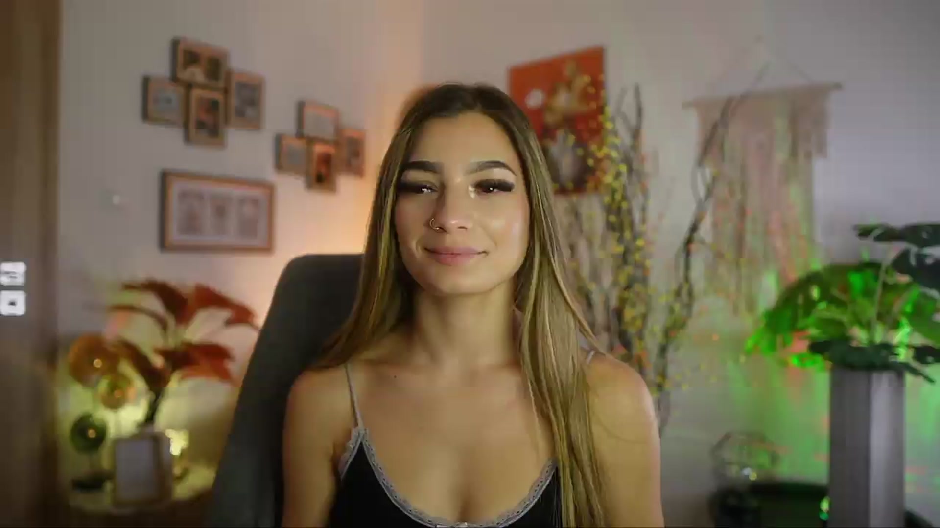 Gallery image thumbnail from Anna_Brie's myfreecams stream on, 09/18/2026, 13:21 image 1 of 20
