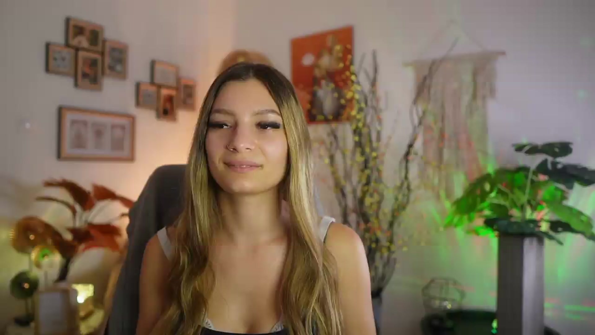 Gallery image thumbnail from Anna_Brie's myfreecams stream on, 09/20/2026, 17:47 image 15 of 20