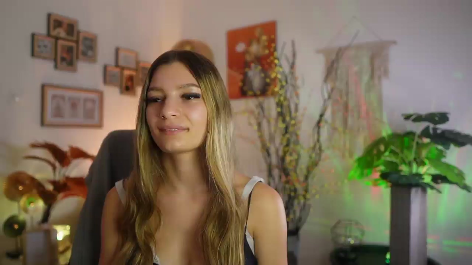 Gallery image thumbnail from Anna_Brie's myfreecams stream on, 09/20/2026, 17:47 image 1 of 20