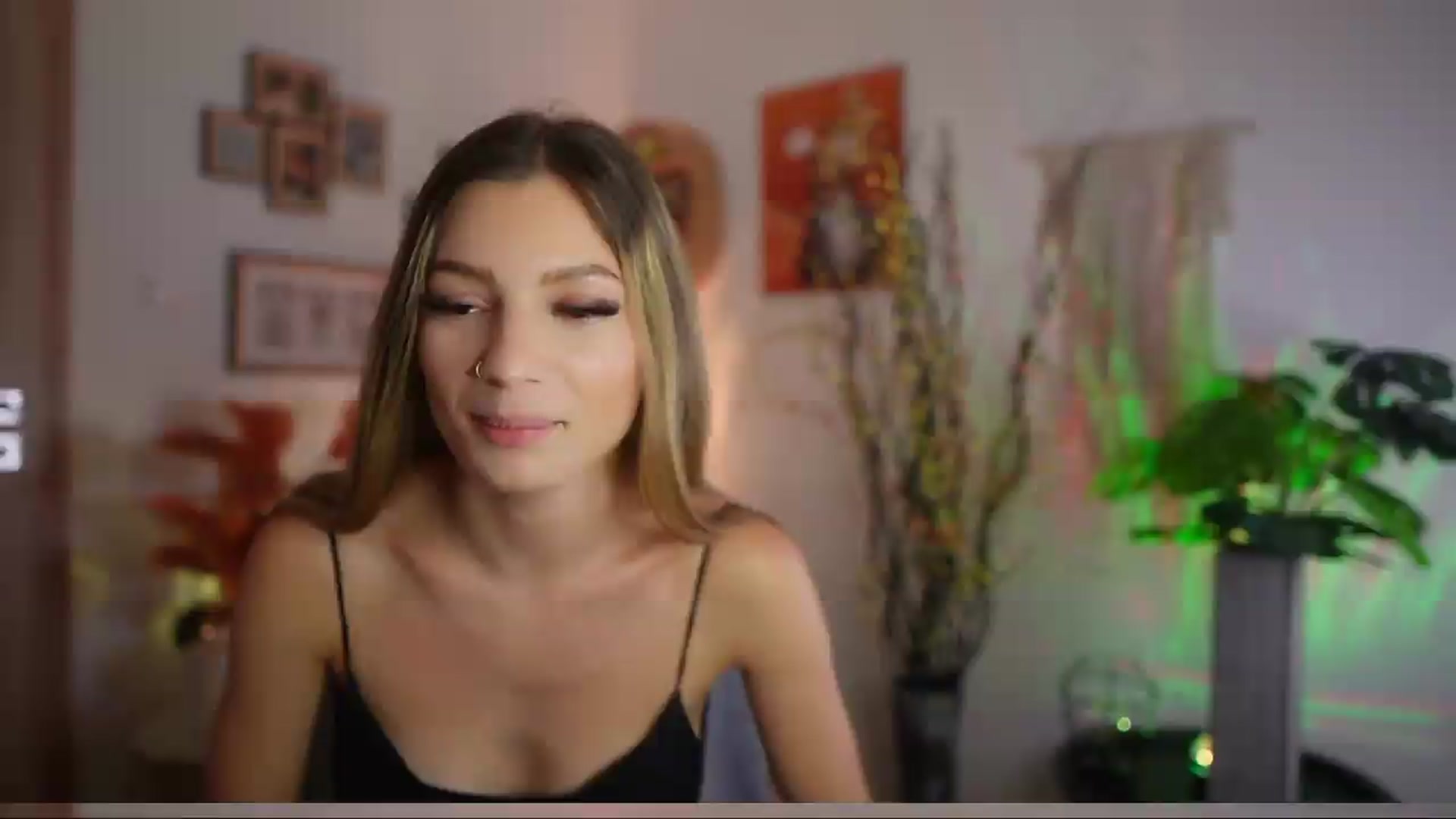 Gallery image thumbnail from Anna_Brie's myfreecams stream on, 09/21/2026, 16:26 image 3 of 20