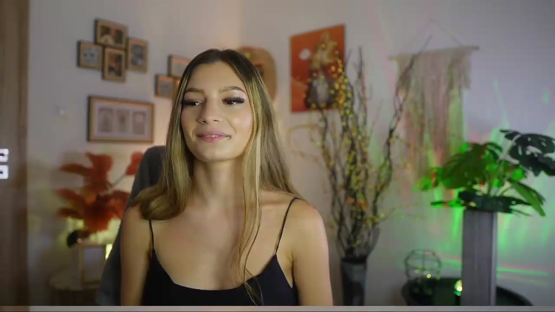 Gallery image thumbnail from Anna_Brie's myfreecams stream on, 09/21/2026, 16:26 image 5 of 20