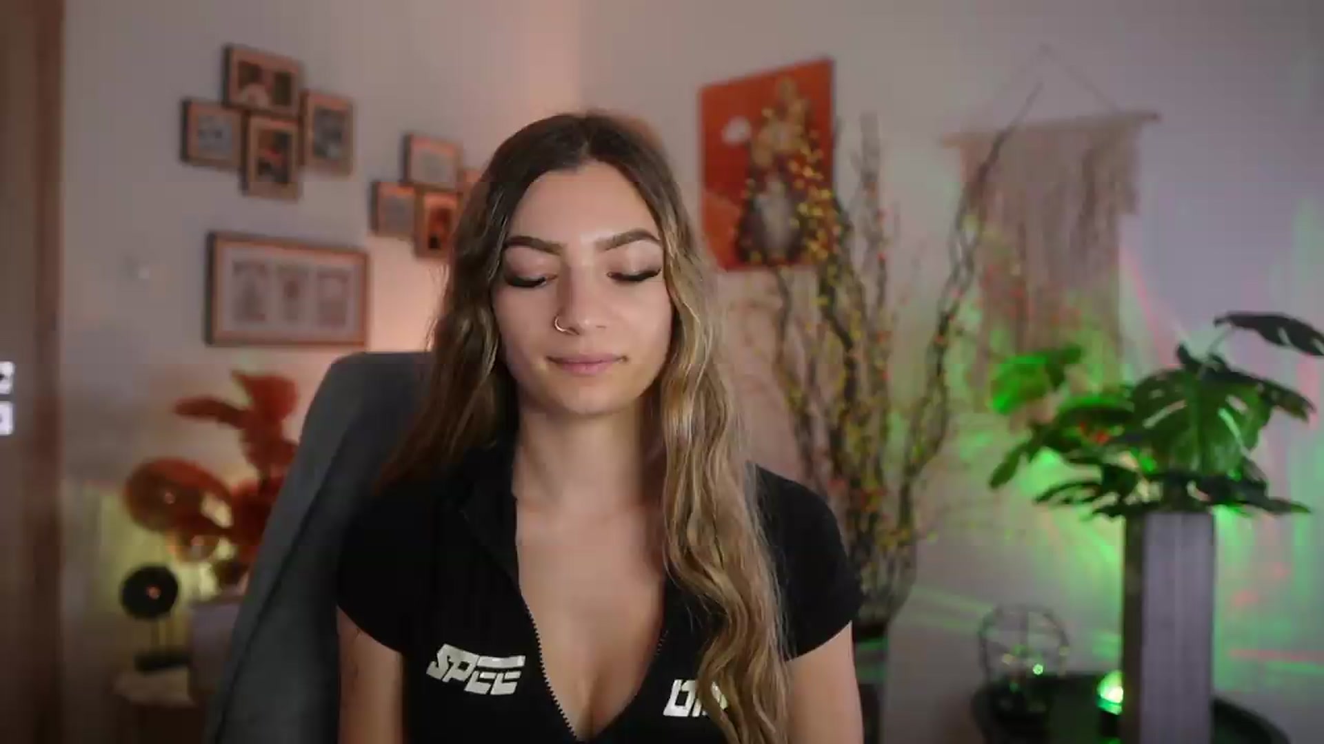 Gallery image thumbnail from Anna_Brie's myfreecams stream on, 09/23/2026, 14:14 image 19 of 20